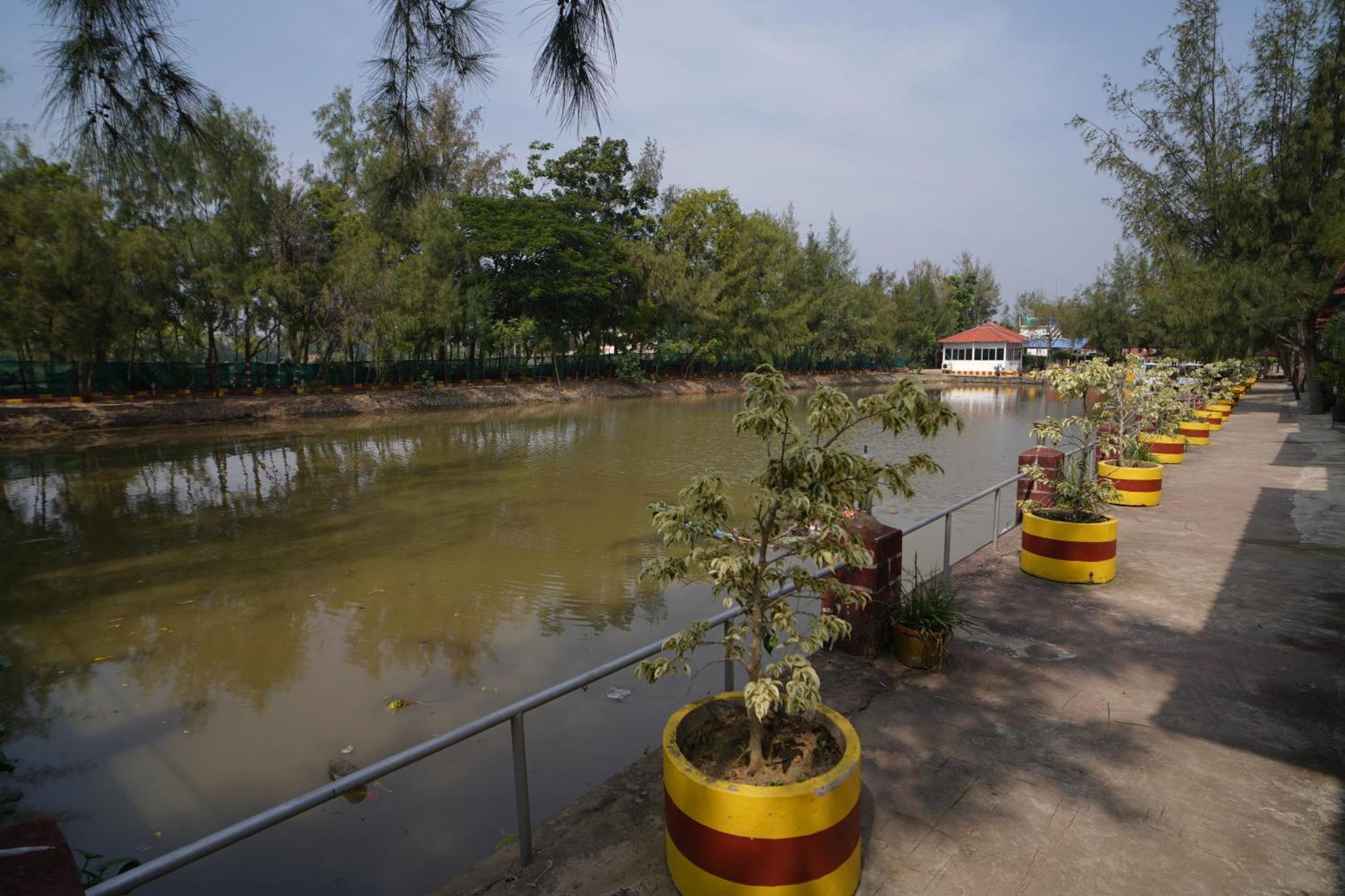 Lake View Village Resort Tajpur Exterior photo