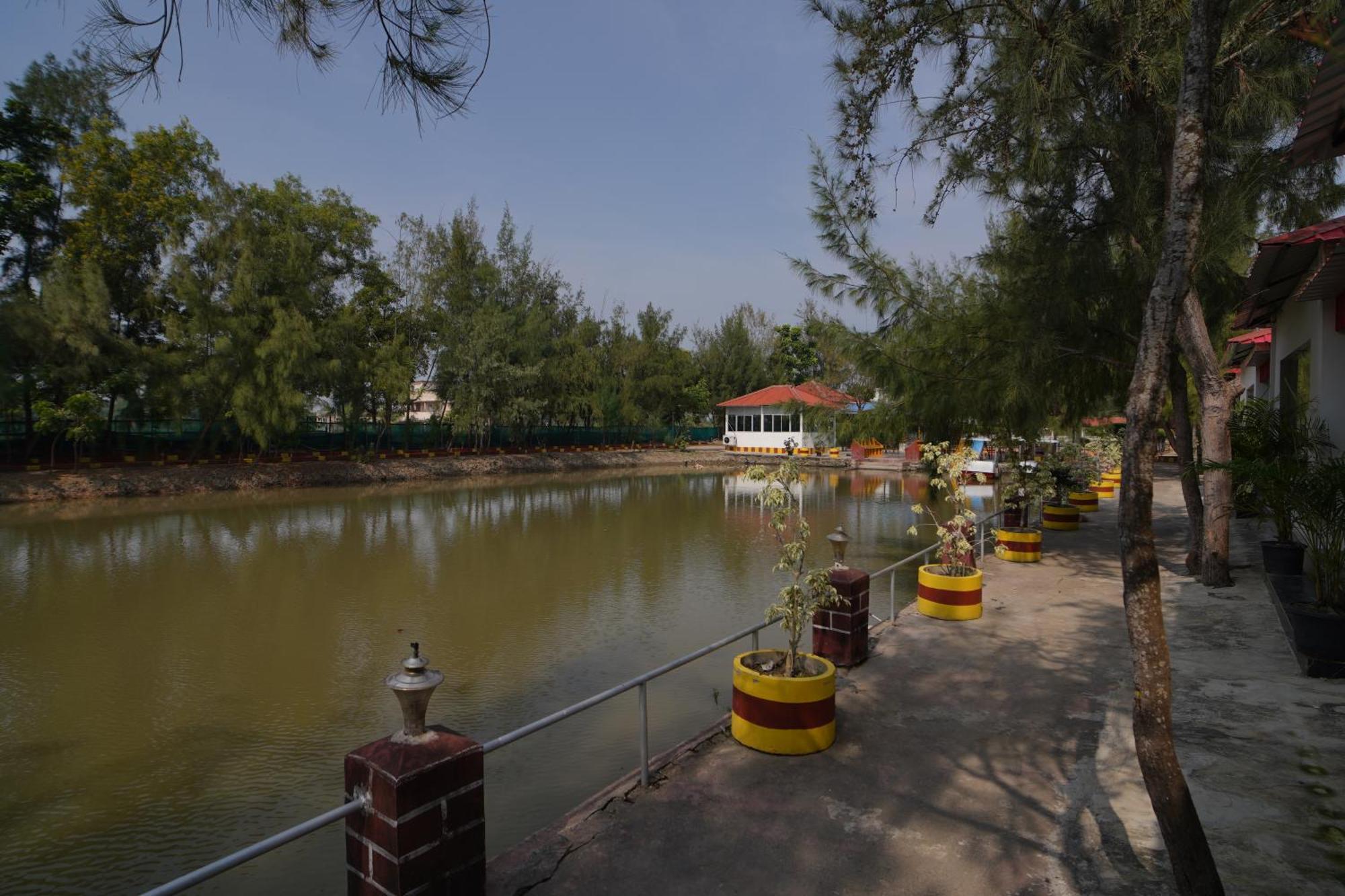 Lake View Village Resort Tajpur Exterior photo