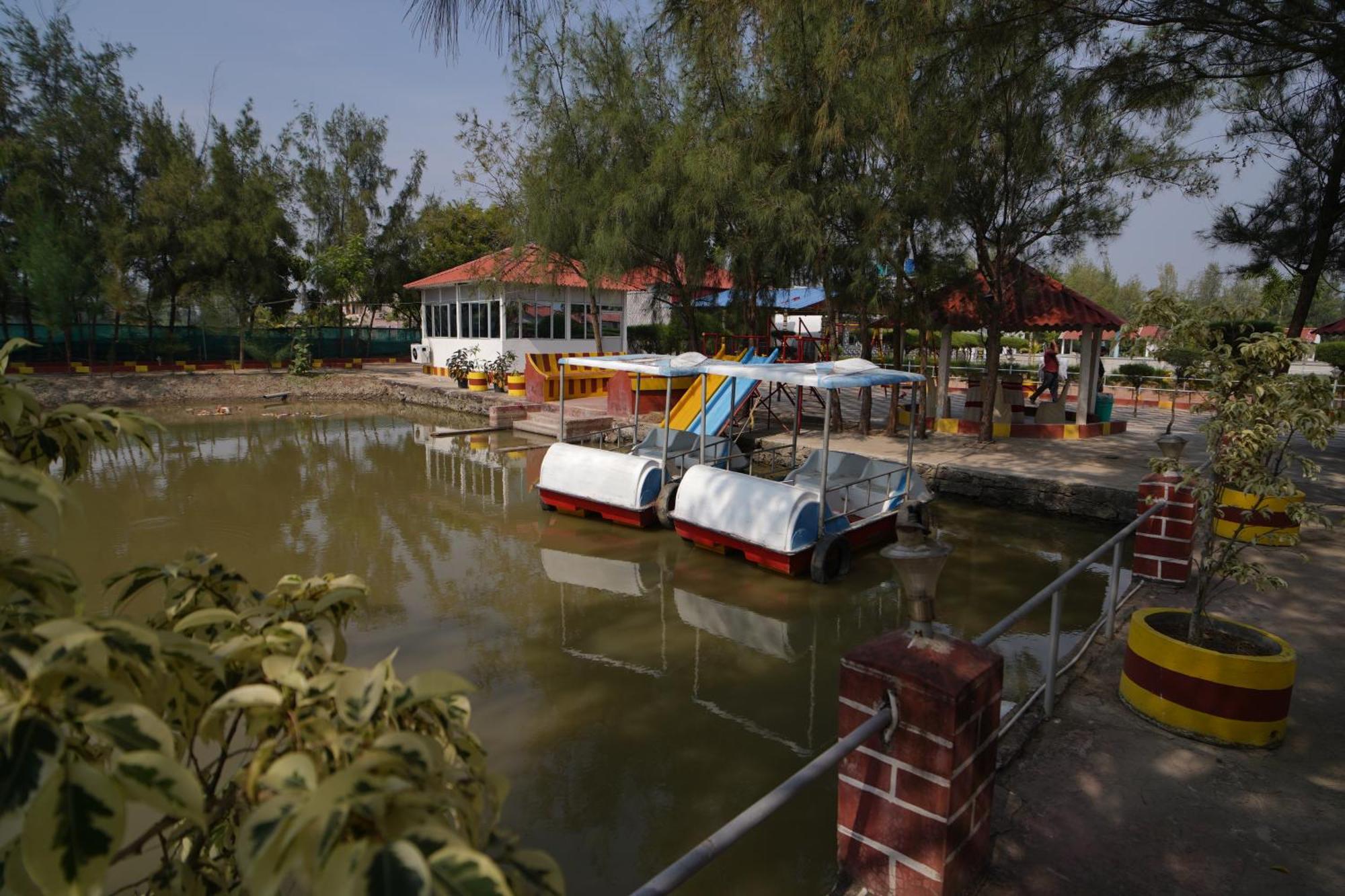 Lake View Village Resort Tajpur Exterior photo